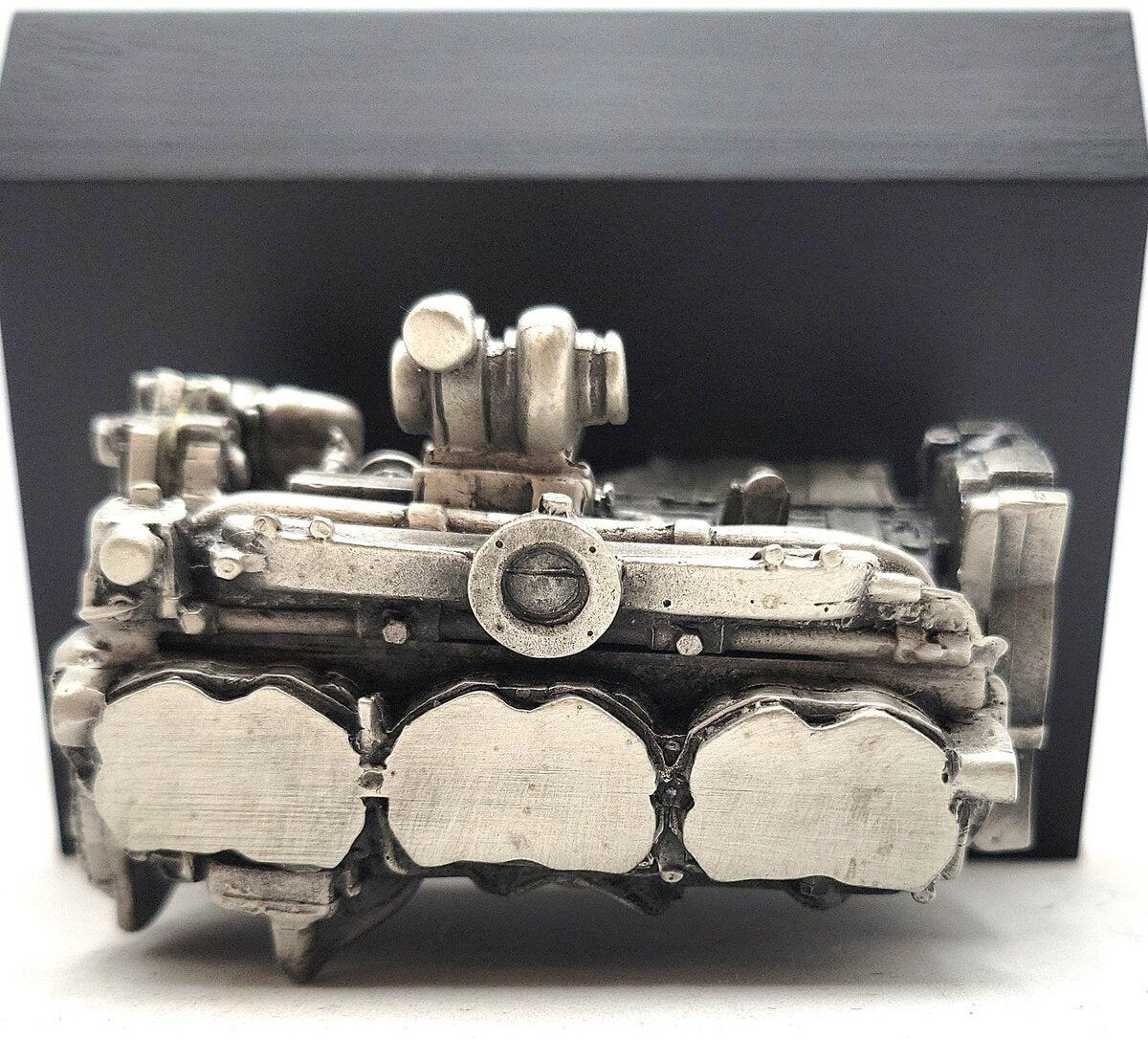 Pewter CAT H1000 Diesel Engine Mounted on Stand LN/Box
