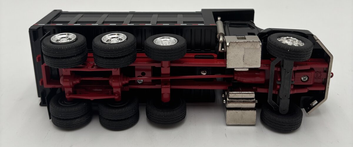 Conrad 1:50 Black International 5600 Dump Truck LN/Box
