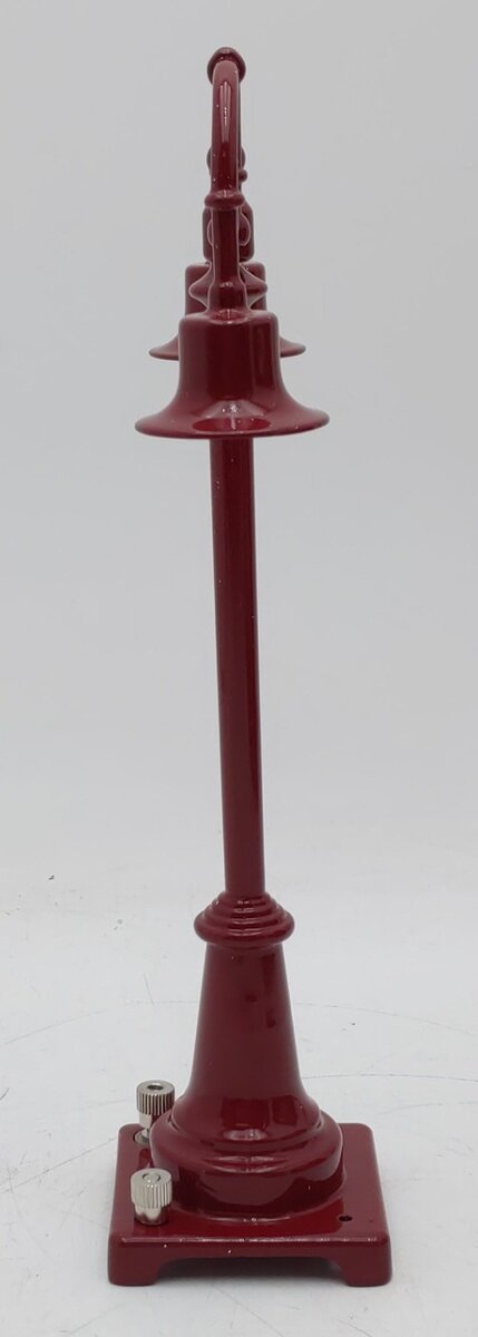 MTH 20-1019 O Gauge No.54 Maroon Lamp Post EX/Box