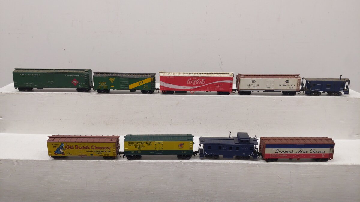 Varney, Mantua, & Other HO Scale Assorted Freight Cars: 9062, 1950, 6204 [9]