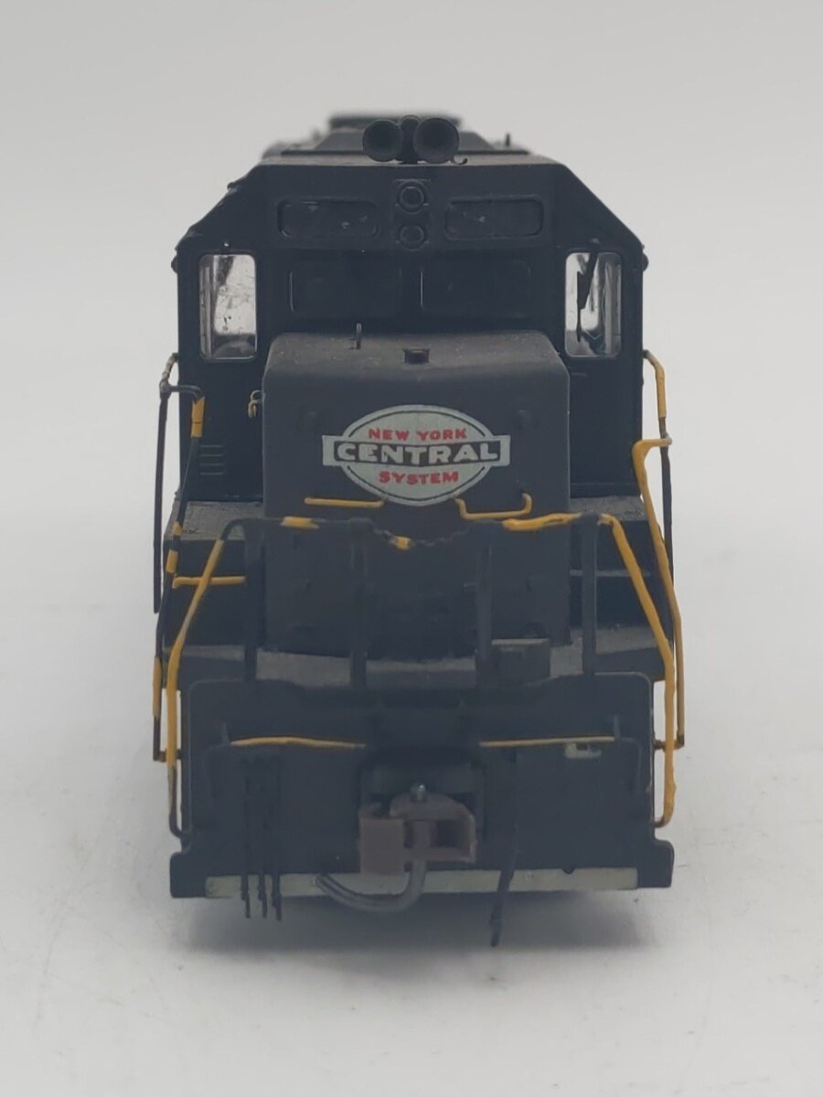 Atlas HO Scale NYC Powered Diesel Locomotive #3041 - Custom Painted