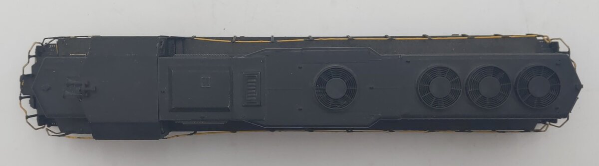 Atlas HO Scale NYC Powered Diesel Locomotive #3041 - Custom Painted