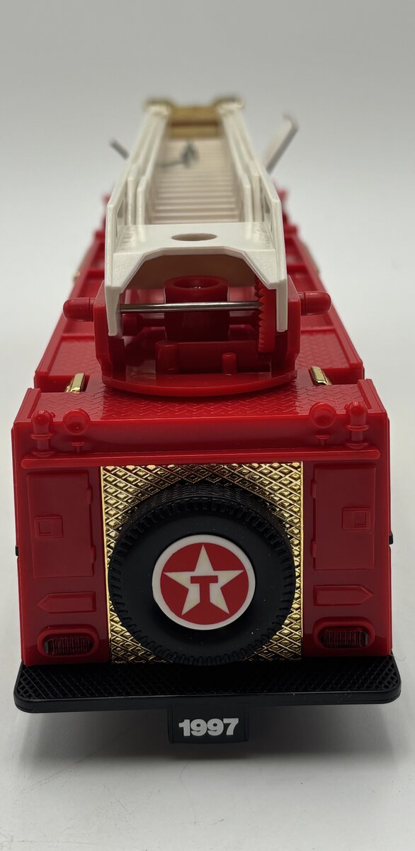 Texaco 00352 1:35 1997 Texaco Aerial Tower Fire Truck Gold Serial Numbered LN/Box