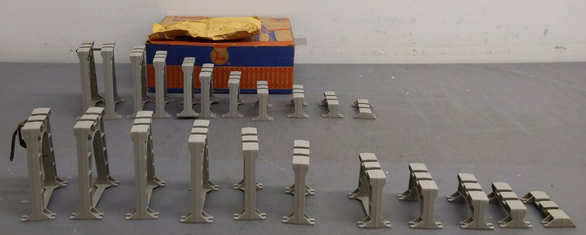 Lionel 110 Vintage O Graduated Trestle Set EX/Box