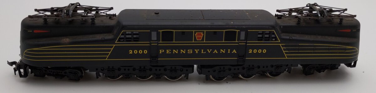 IHC HO Scale Pennsylvania Millenium Comet Electric Locomotive #2000 VG
