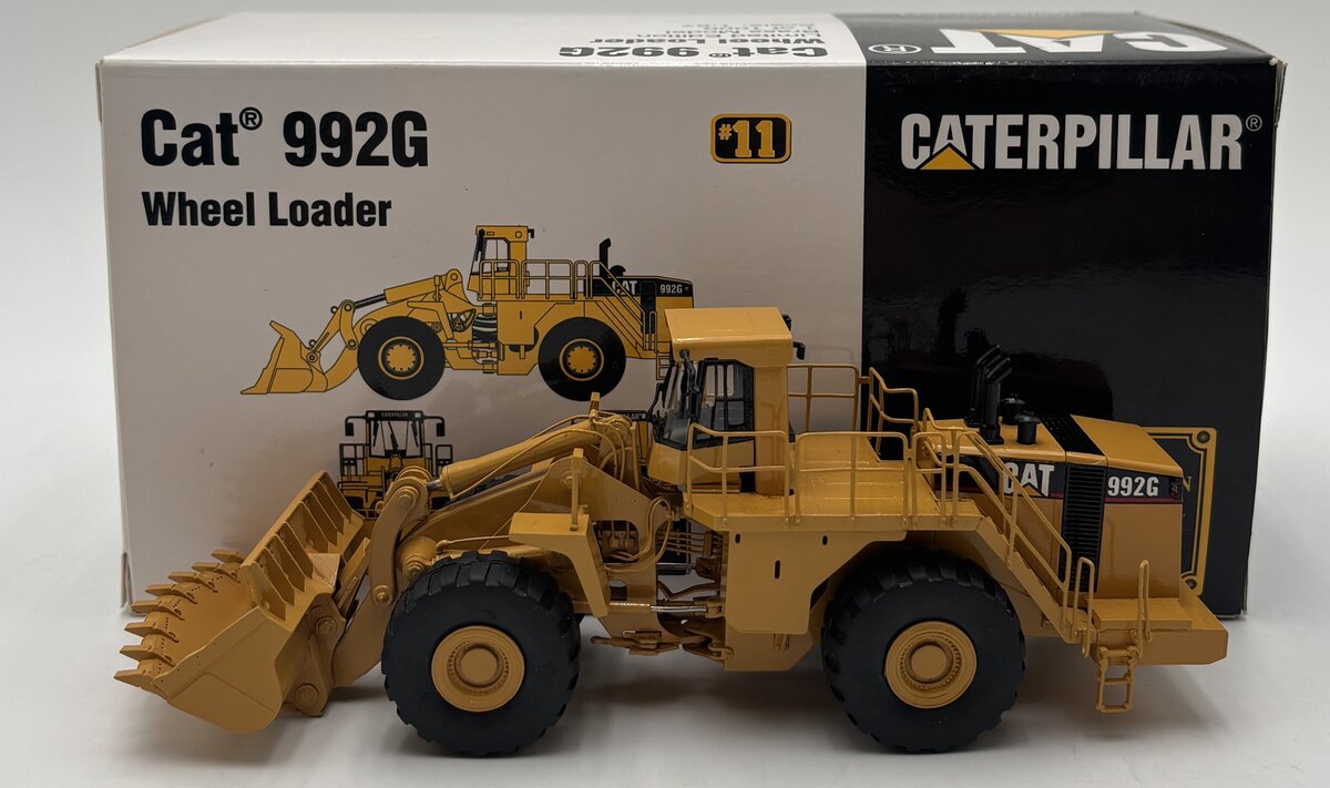 CCM 469 1:87 CAT 992G Wheel Loader LN/Box