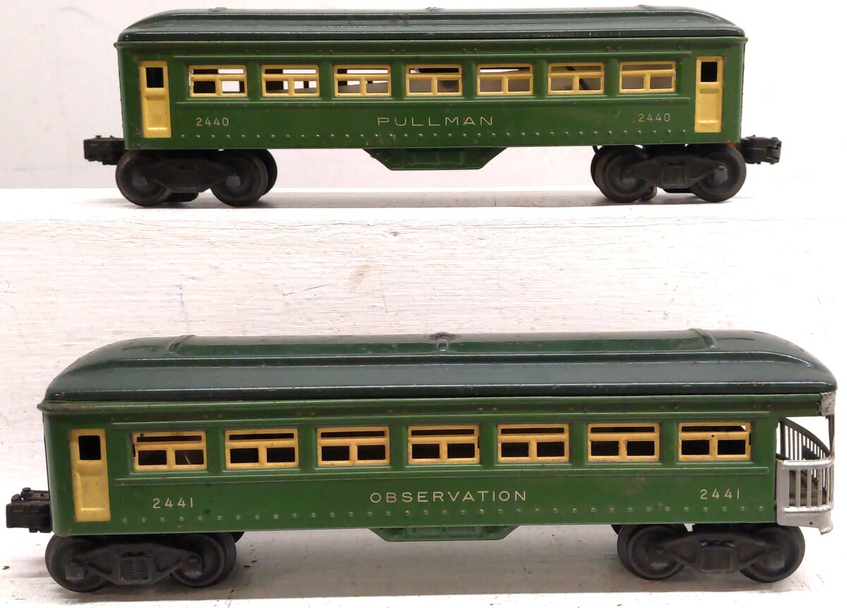 Lionel Vintage O Gauge Green Tinplate Passenger Cars: 2440, 2441 [2] VG