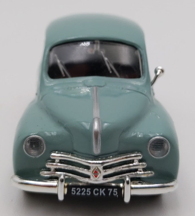 Universal Hobbies 1:43 Scale Die-Cast 1947 Renault 4CV Sedan EX