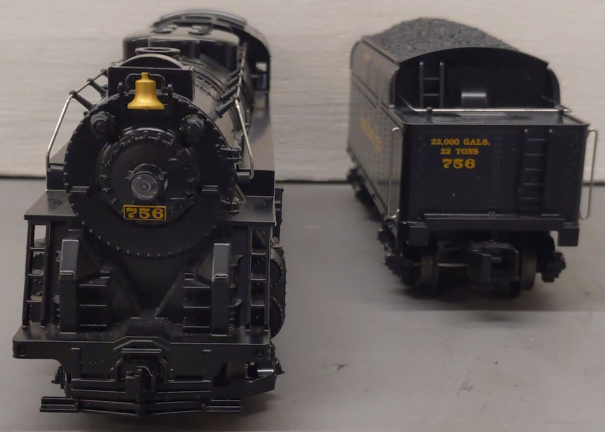 Lionel 6-38087 Nickel Plate Road 2-8-4 Berkshire Steam Locomotive w/ Tender #756 EX/Box