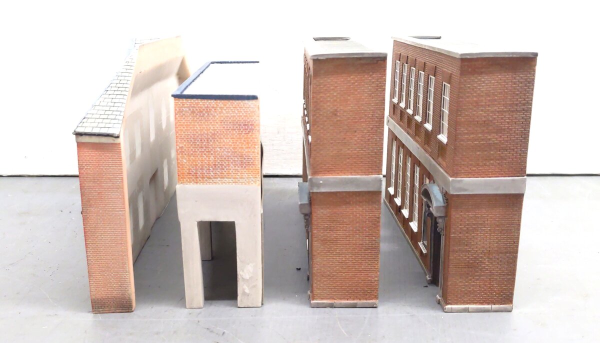 Bachmann HO Scale Assorted Resin Buildings: 35001, 35005, 35007 [4] EX
