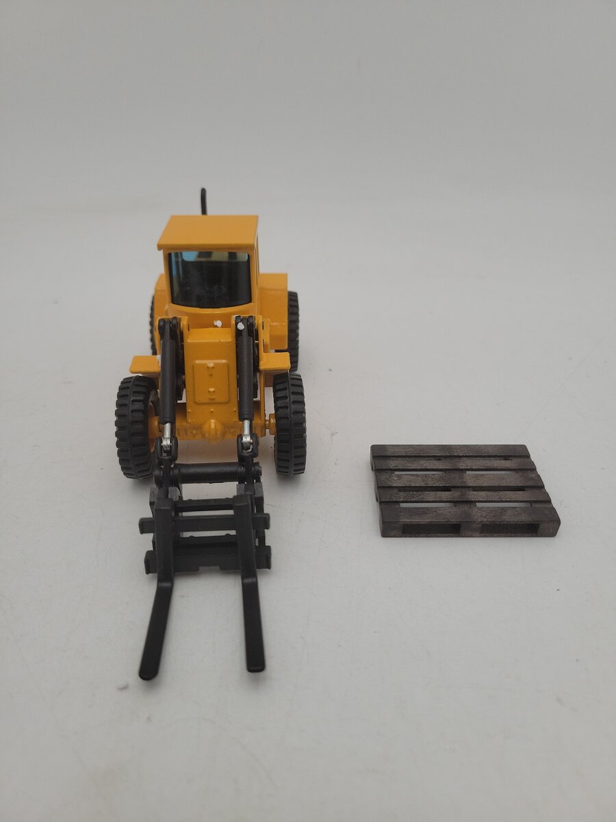Joal 163 1:50 Scale Yellow Volvo BM L70 Compact W/Pallet Fork Diecast Metal