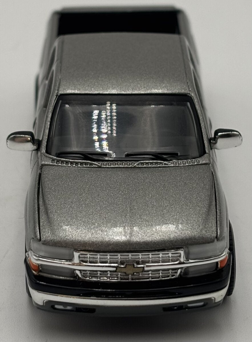 Die Cast Promotions 1:50 ALL Silver Chevrolet Silverado Pickup LN/Box
