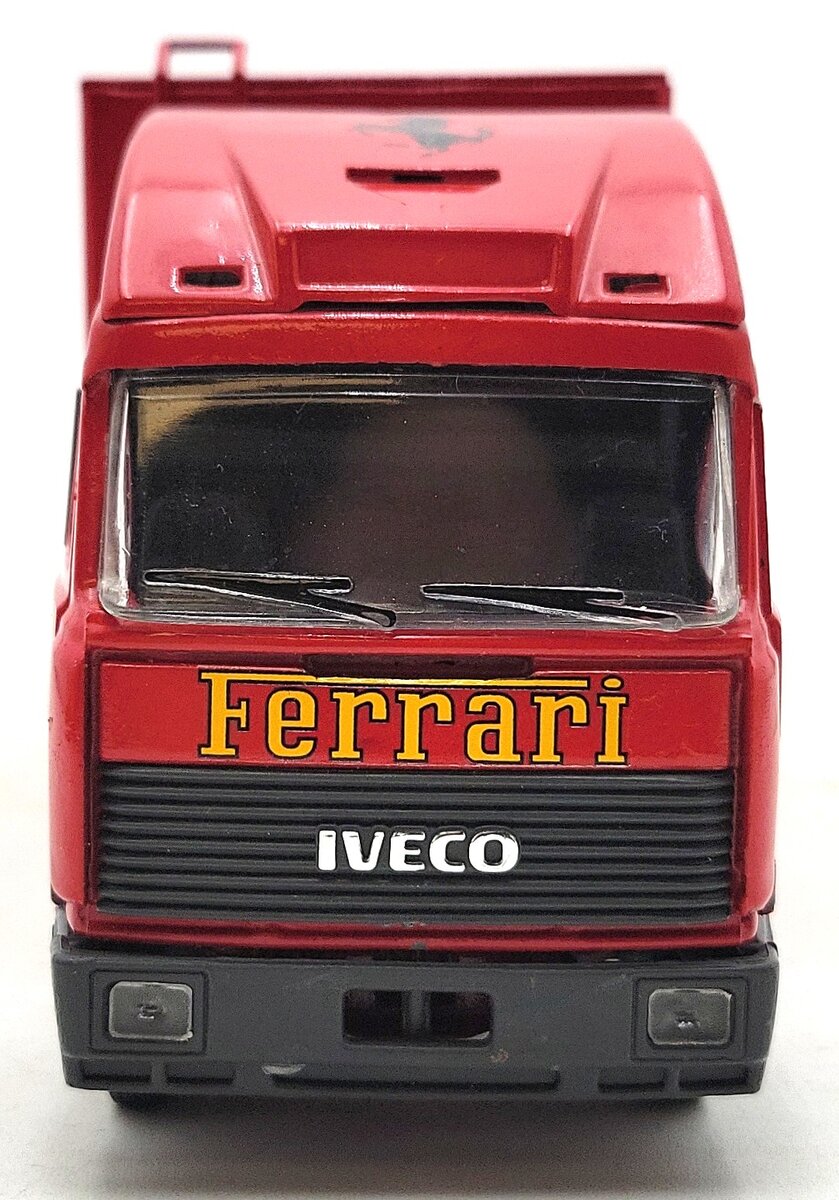 Iveco 1:43 Ferarri Truck And Box Trailer w/ Clear Display Case EX