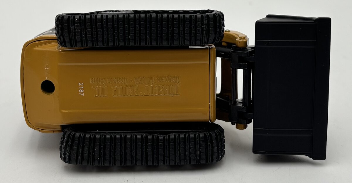 Norscot 55102 1:32 Caterpillar 247 Skid Steer Loader LN/Box