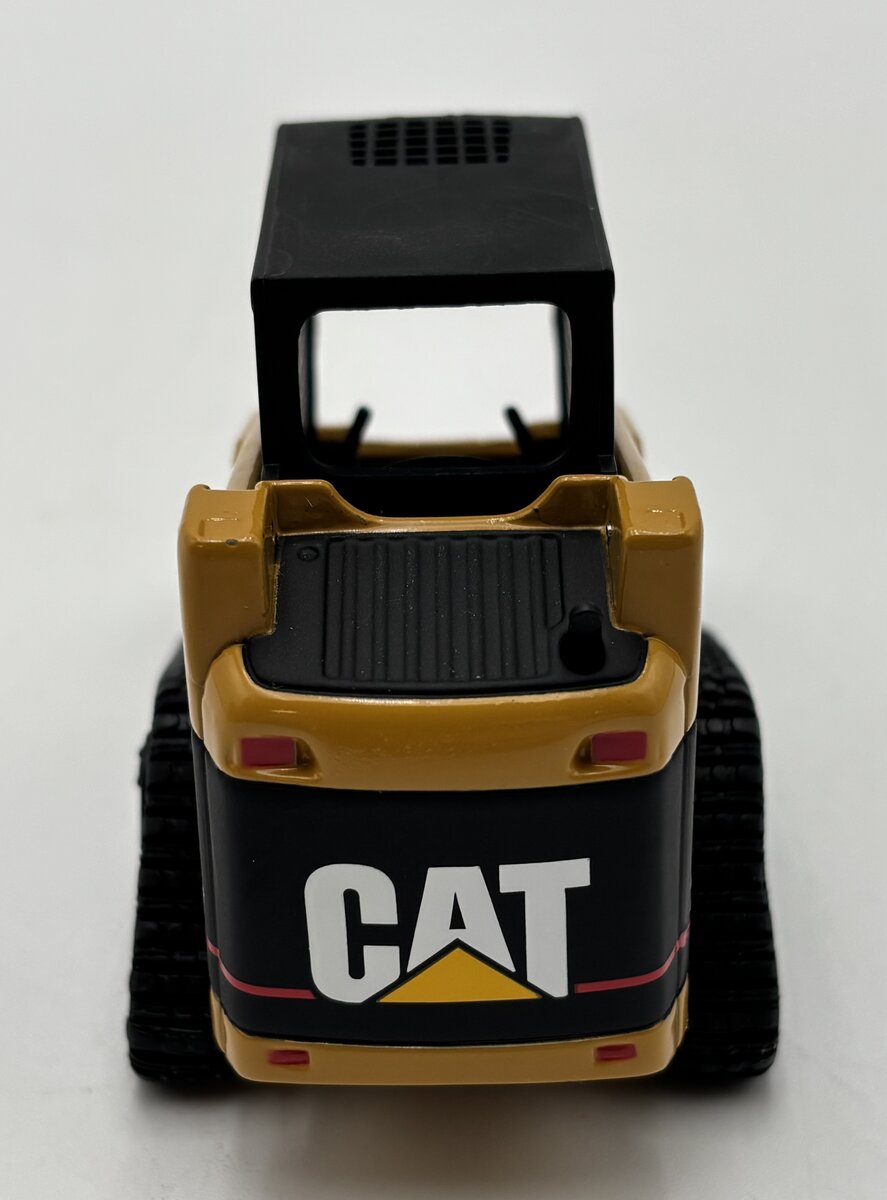 Norscot 55102 1:32 Caterpillar 247 Skid Steer Loader LN/Box