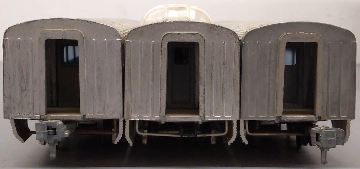 AMT Vintage O Gauge B&O Passenger Cars: 3160, Wawasee, Capital City [3] VG
