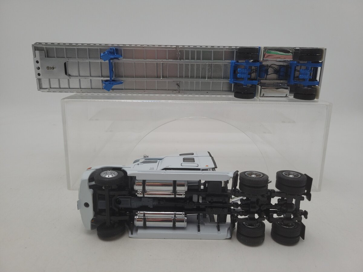 Sword Models SW2059-W 1:50 Scale White Freightliner Century Truck W/East Flatbed LN/Box