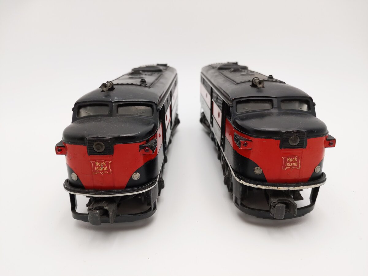 Lionel 2031 Vintage O Rock Island Alco AA Diesel Locomotive Set VG