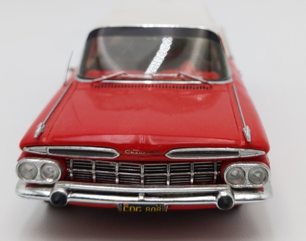 SPARK S2905 1:43 Scale Die-Cast 1959 Chevrolet Impala Station Wagon EX