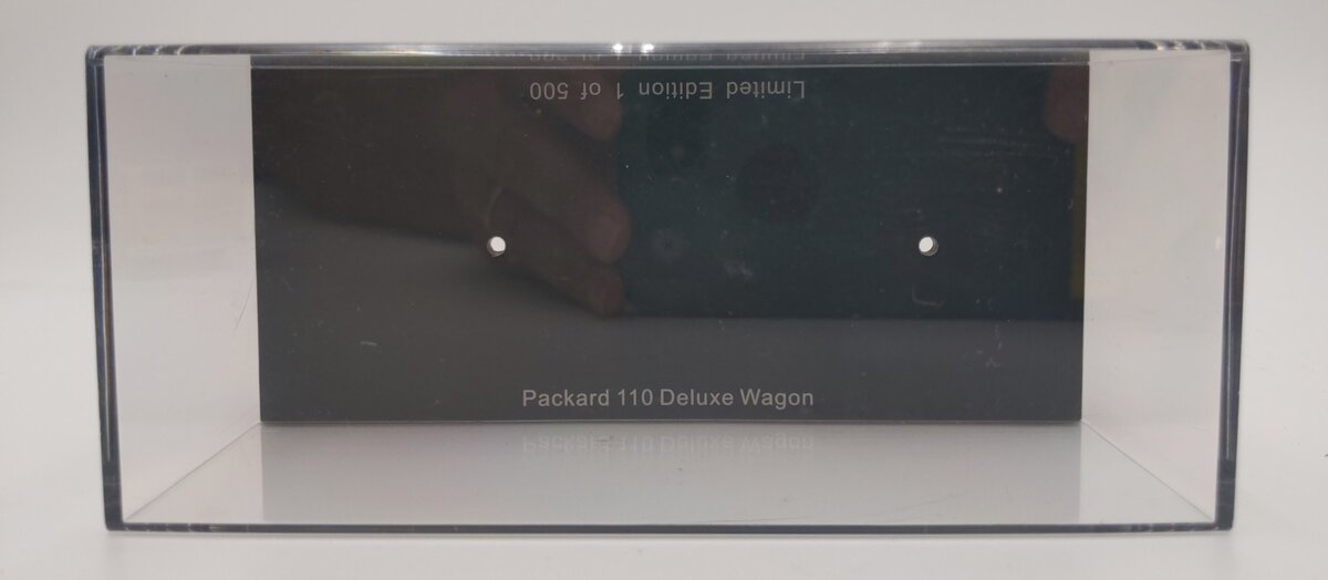 NEO 44650 1:43 Scale Die-Cast Packard 110 Deluxe Wagon EX