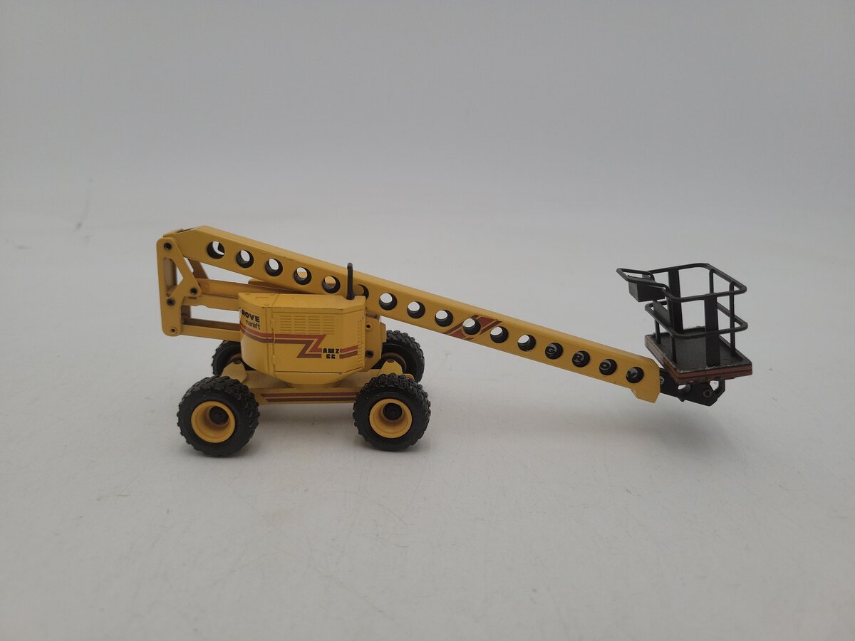 Conrad AMZ66 1:50 Scale Grove Manlift Self Propelled Aerial Work Platforms EX/Box