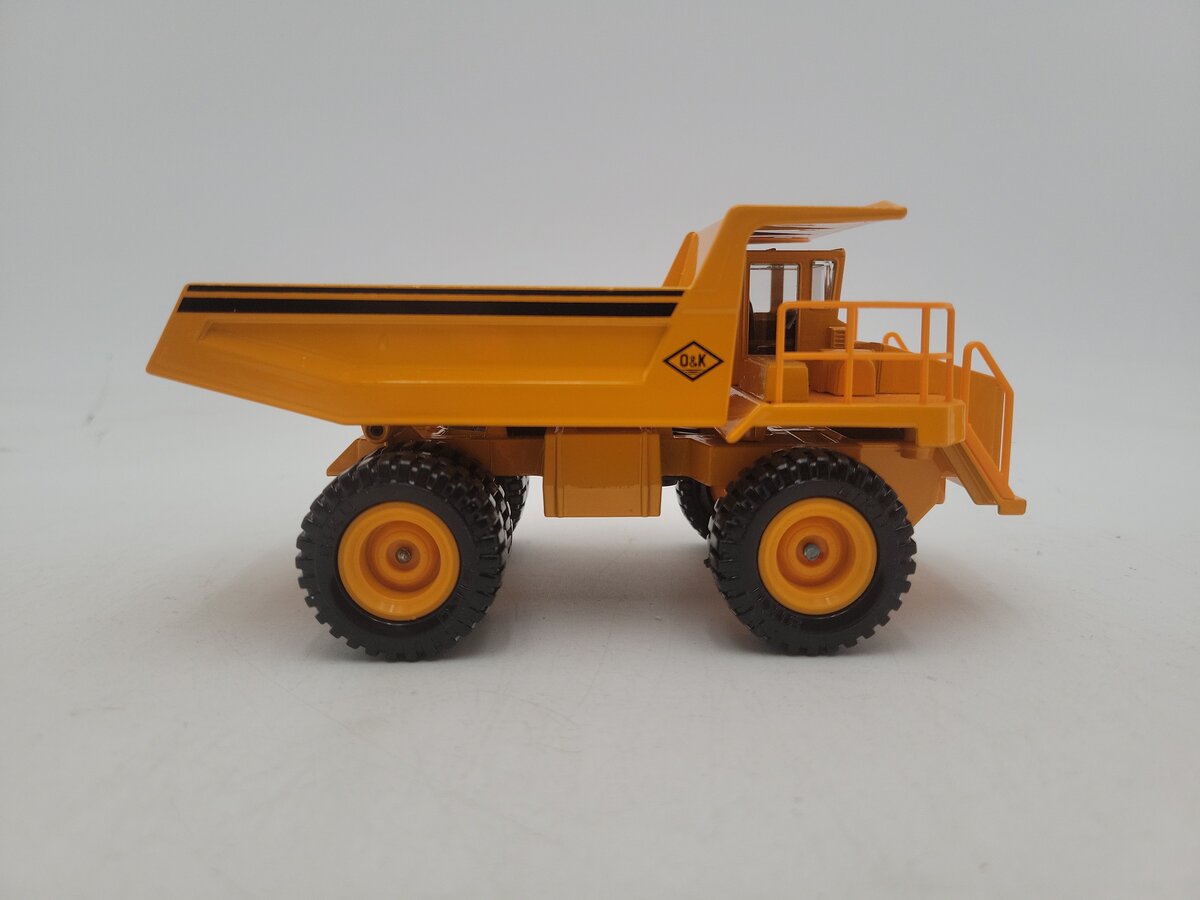 Siku 2934 1:55 Scale Construction Super Serie Heavy Duty Tipper-Truck Die Cast EX/Box