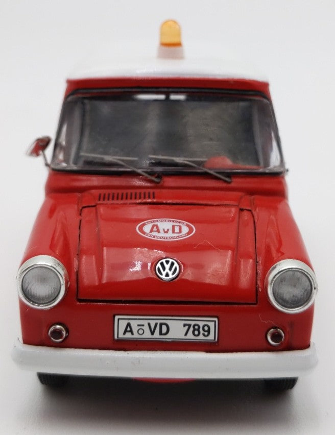 Premium ClassiXXs 1/43 Die-Cast Volkswagen Typ 147 