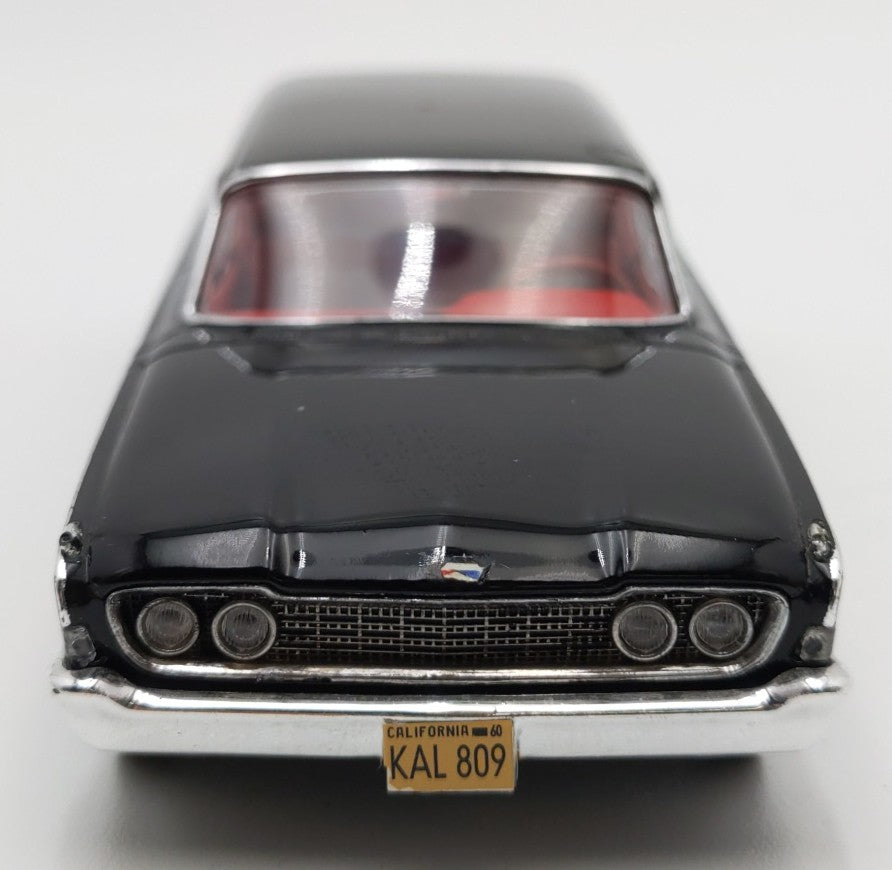 Premium X PRD213 1:43 Scale Die-Cast 1960 Ford Country Squire EX