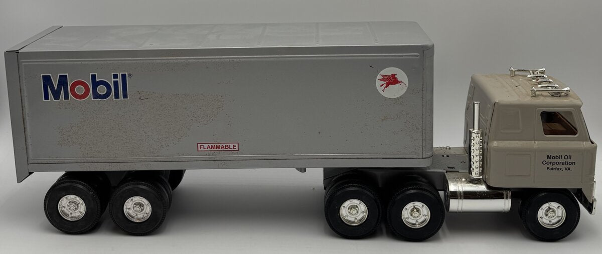 Ertl STK-4400 1:24 Mobil Oil Corp. Semi Tractor & Box Trailer VG/Box