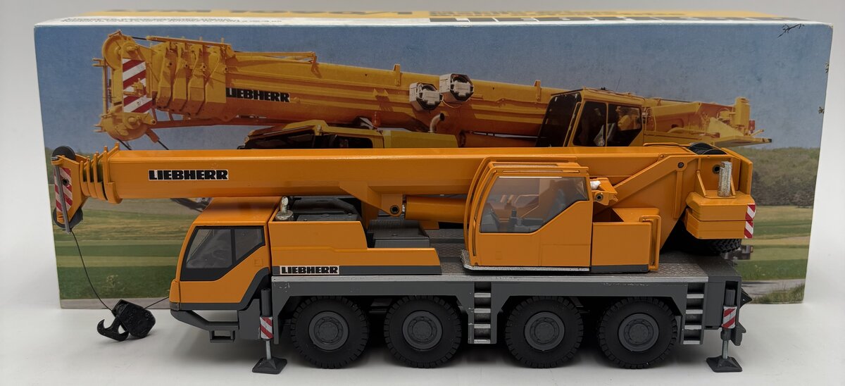 Conrad 2087 1:50 Scale Diecast Liebherr LTM 1090/1 Mobile Crane VG/Box