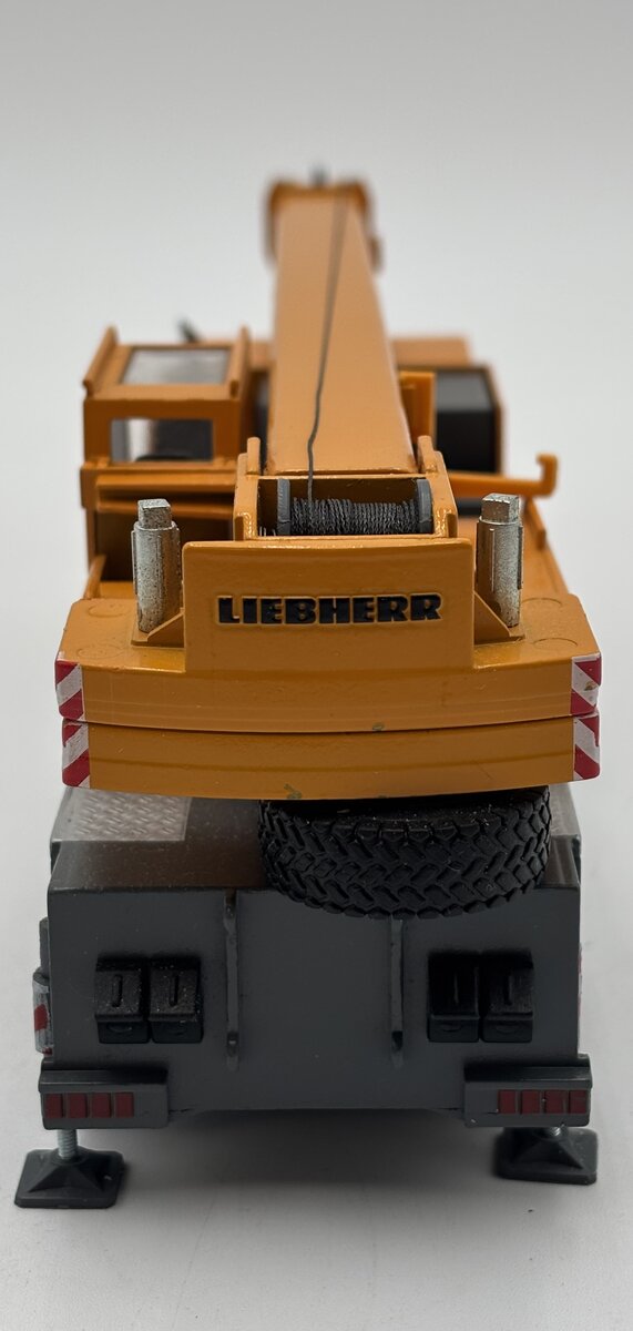 Conrad 2087 1:50 Liebherr LTM 1090/1 Mobile Crane LN/Box