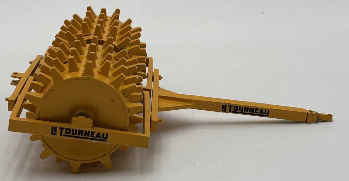 Sherwood Models 1:25 LeTourneau Sheep's Foot Packer LN/Box