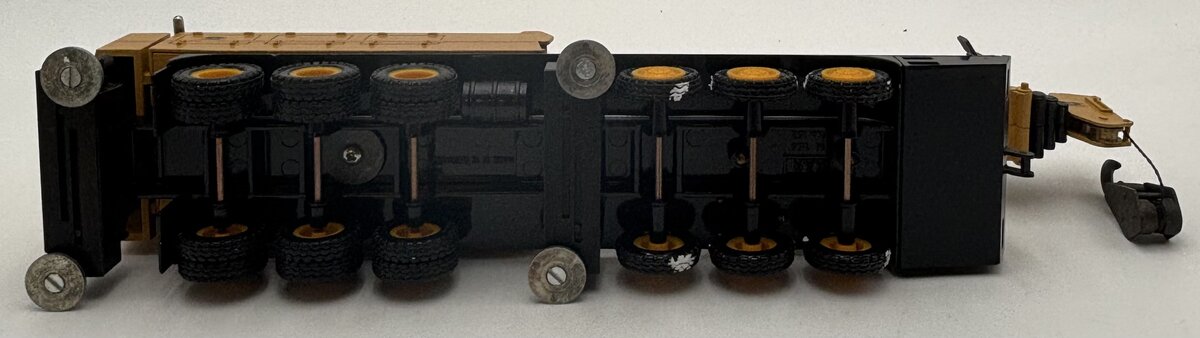 NZG 152 1:55 Scale Yellow Model TM 1500 Diecast Extendable Boom Crane W/Emblem LN/Box