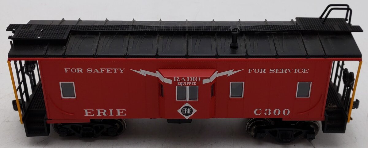 Atlas 0797-1 O Scale 2 Rail Erie Radio Equipped Caboose Car #C300 VG/Box