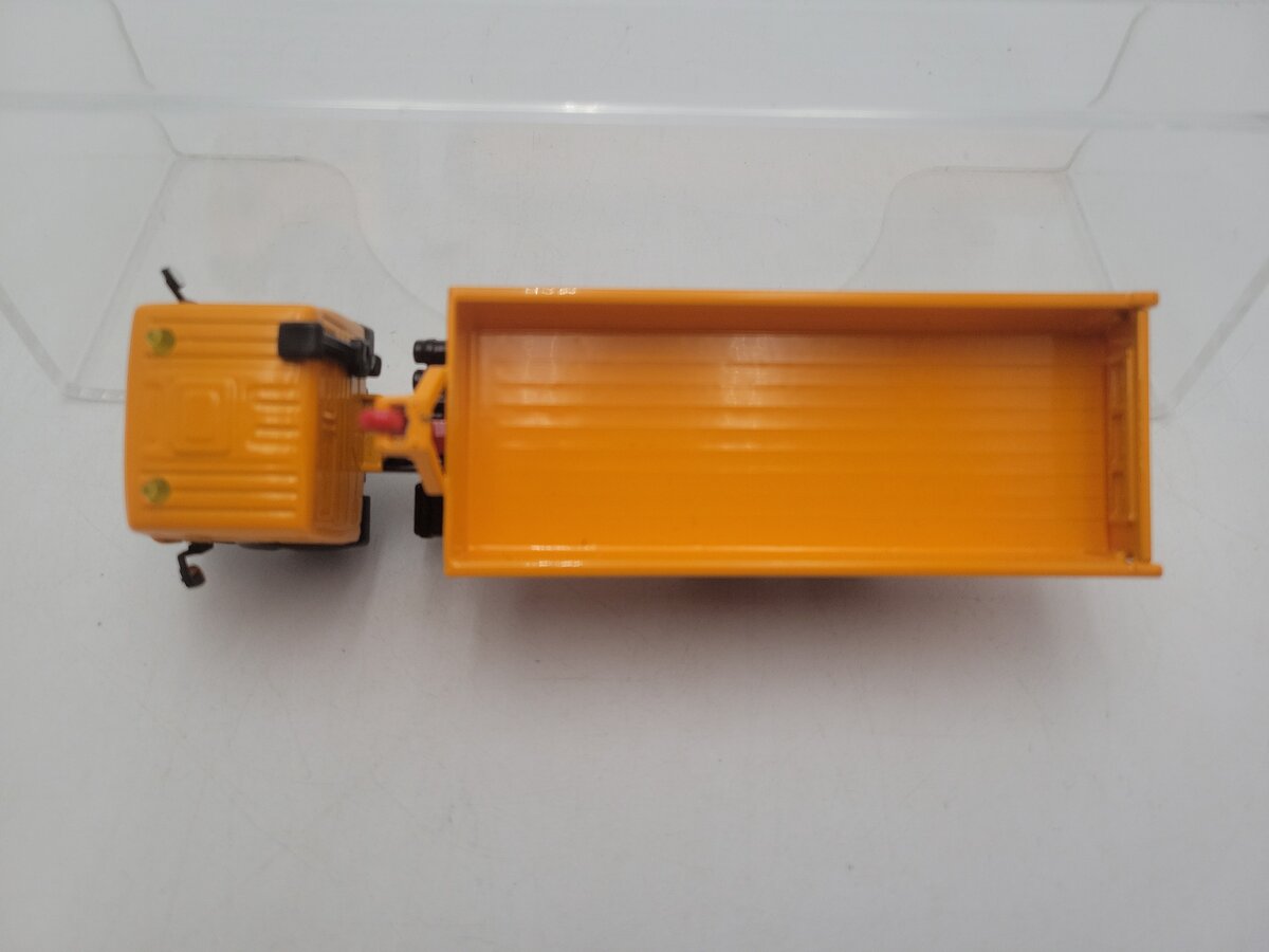 Siku 3125 1:55 Scale Super Serie Yellow Mercedes Roll Off Skip Loader Truck EX/Box