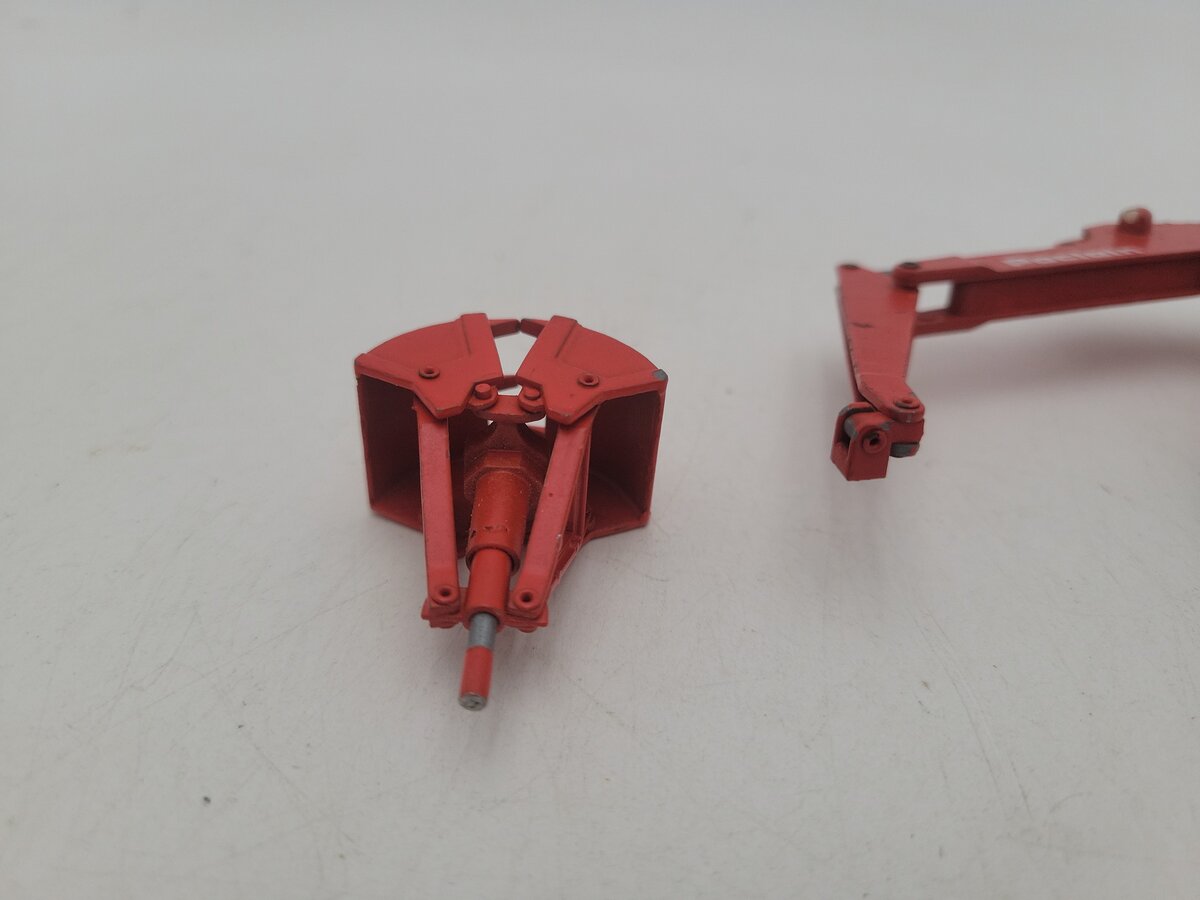 Conrad 2898 1:50 Scale Red Tracked Excavator Poclain B 90 Construction Equipment VG/Box