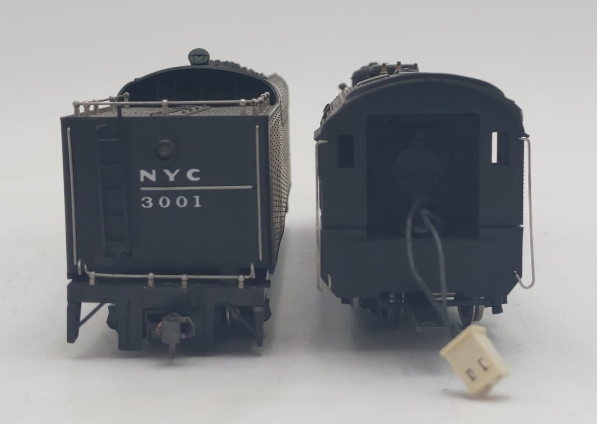 Mehano HO Scale NYC 4-8-2 Steam Locomotive & Tender #3001 VG