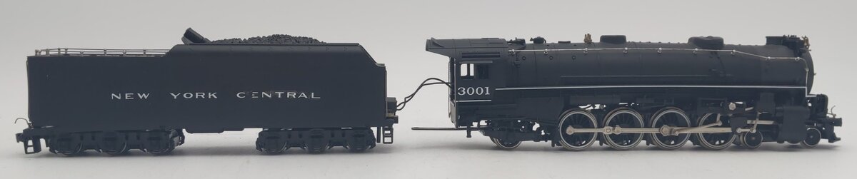 Mehano HO Scale NYC 4-8-2 Steam Locomotive & Tender #3001 VG