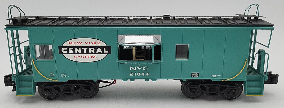 Lionel 6-17633 O Gauge New York Central Bay Window Caboose #21044 VG