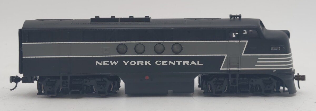 Bachmann 60120 HO New York Central EMD FT-A Diesel Locomotive w DCC LN