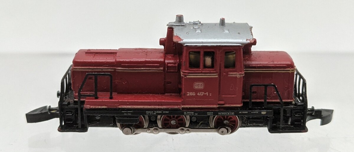 Marklin 8864 Z Scale DB BR 260 Diesel Switcher Locomotive EX