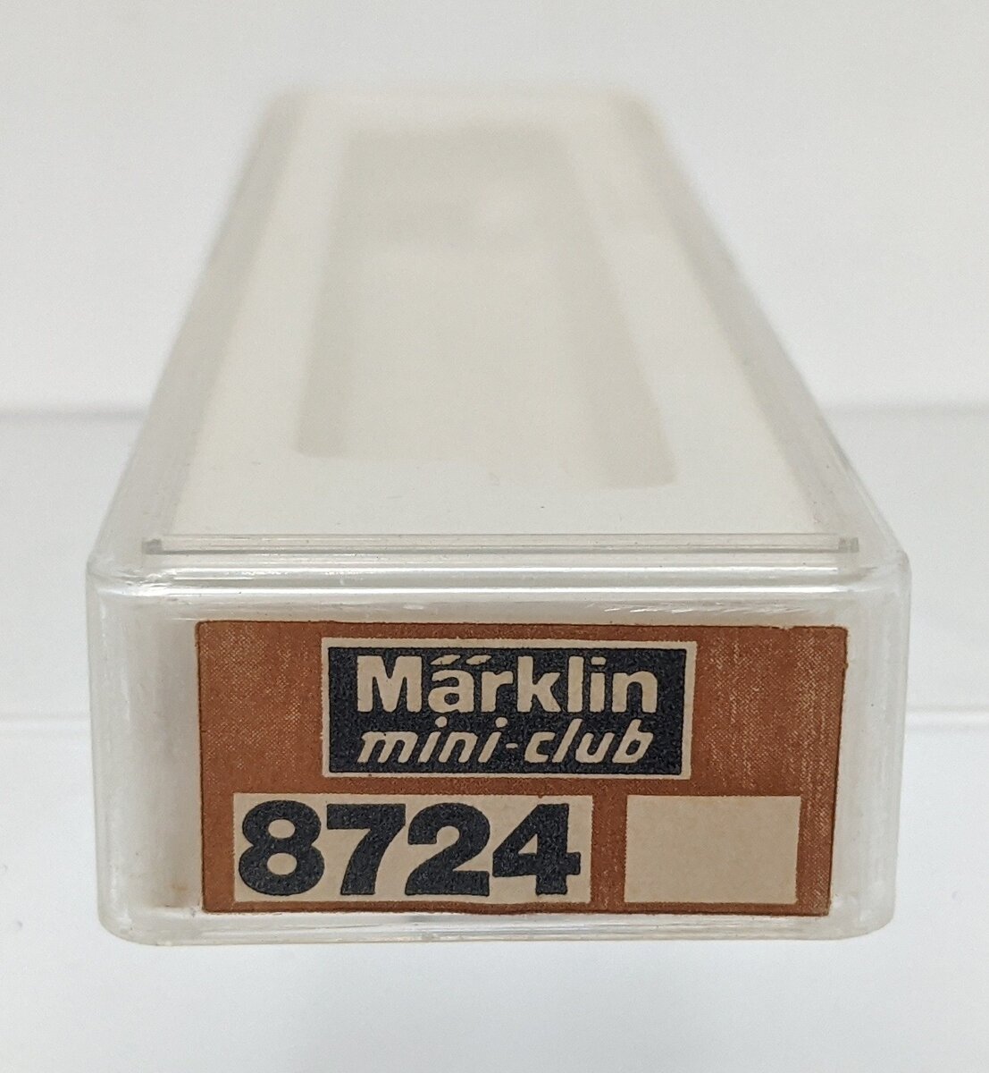 Marklin 8724 Z Scale First Class Passenger Car EX/Box
