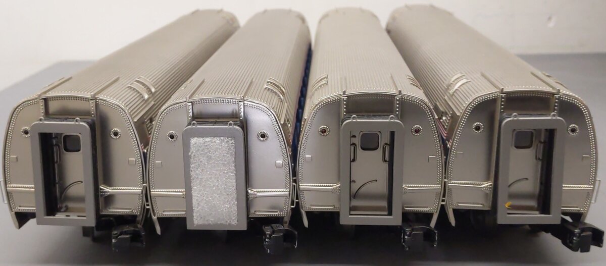 MTH 20-64016 O Scale Amtrak Amfleet 4 Car Passenger Set EX/Box