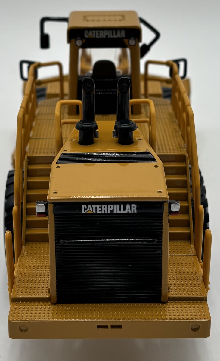Norscot 55159 1:50 Caterpillar 854G Wheel Dozer LN/Box