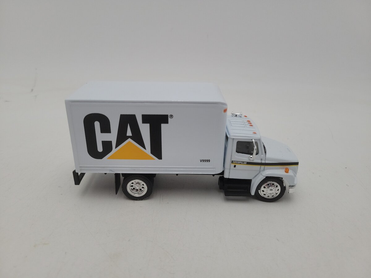 Tonkin F8542 1:53 Scale CAT Freightliner FL70 Business Class Delivery Truck EX/Box