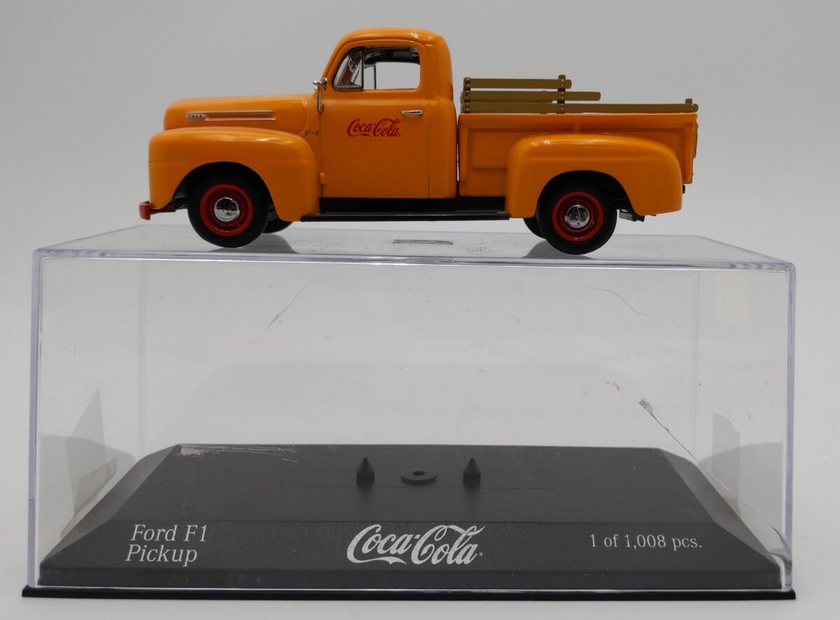 Minichamps 400082062 1/43 Scale Die-Cast Ford F-1 Pickup Coca Cola EX