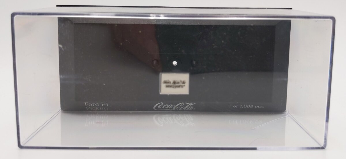 Minichamps 400082062 1/43 Scale Die-Cast Ford F-1 Pickup Coca Cola EX