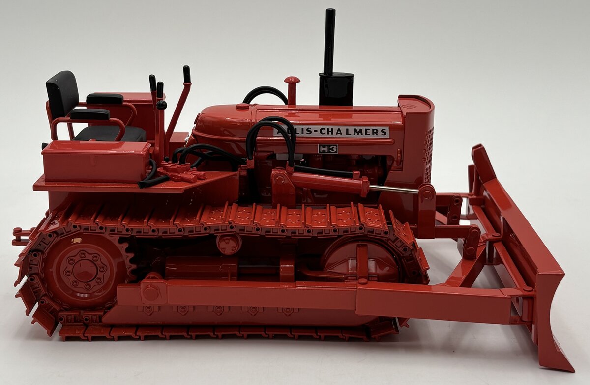 SpecCast SCT236 1:16 Allis-Chalmers H-3 Crawler w/Blade LN/Box