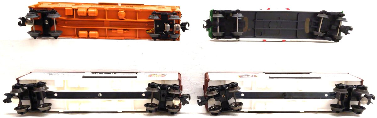 Lionel O Gauge Assorted Freight Cars: 9852, 9851, 19654, 26208 [4] VG/Box