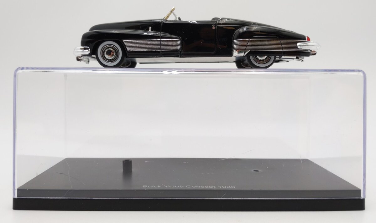 NEO 43435 1:43 Scale Die-Cast 1938 Buick Y-Job Concept Car EX